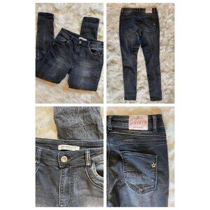 Jewelly ladies straight leg jeans, the baggy collection Med/38
